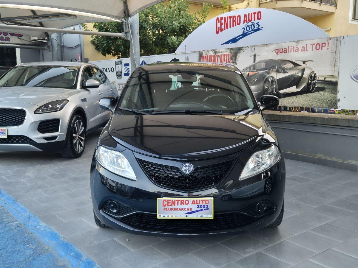 LANCIA - Ypsilon - 1.2 69 CV 5p. GPL Ecochic Gold