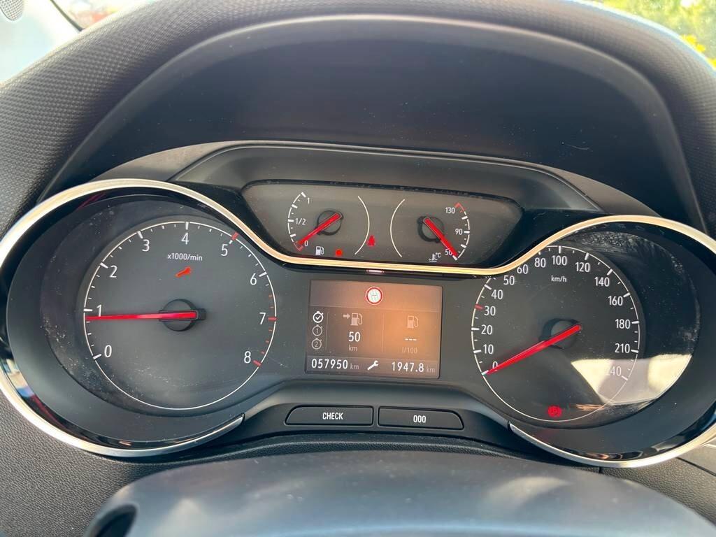 Opel Crossland 1.5 d 2023/ 57.000 KM Iva Esposta Tua a soli 159 Euro al mese