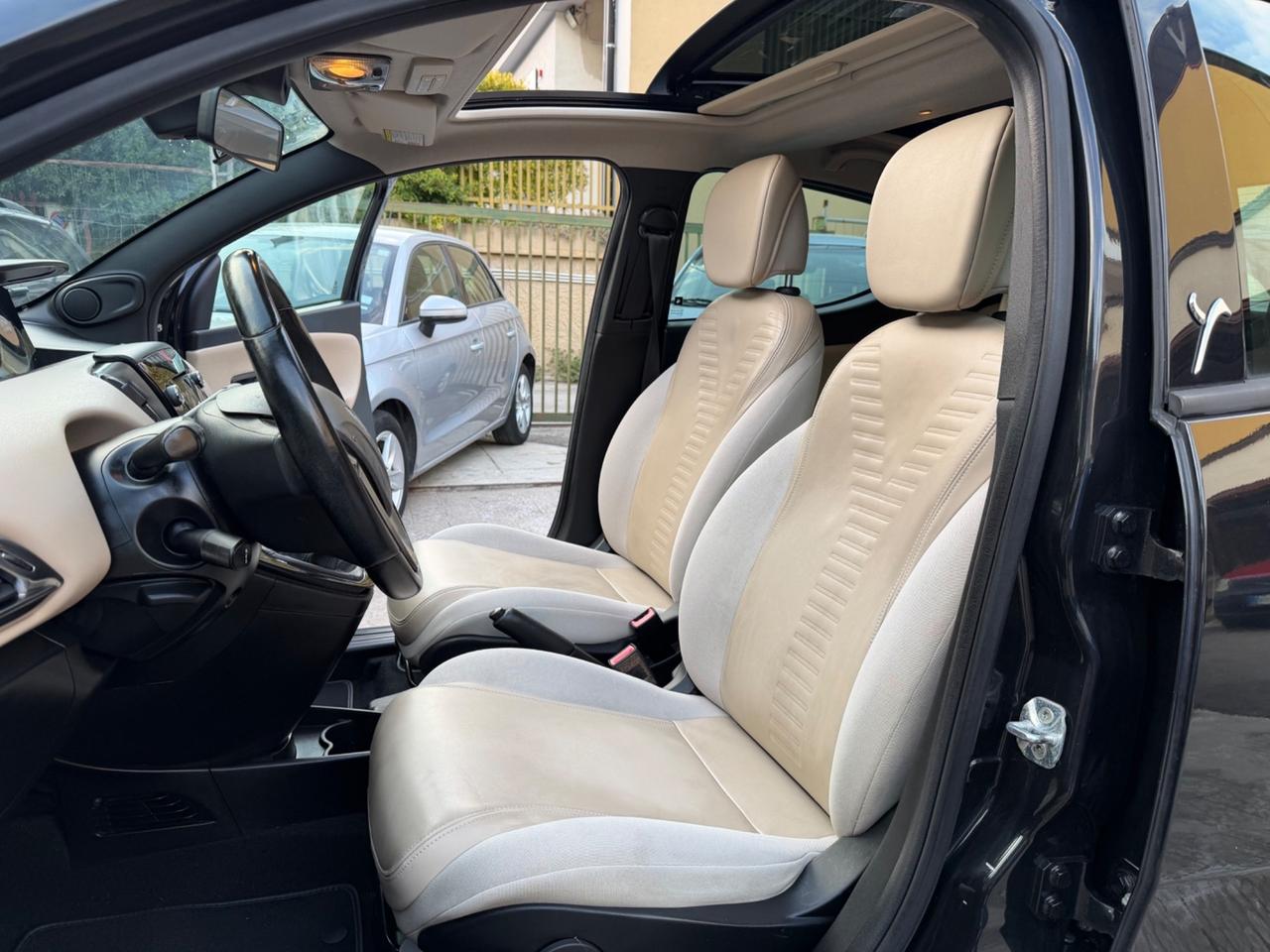 Lancia Ypsilon 1.3 MJT 16V 95 CV 5 porte S&S Platinum
