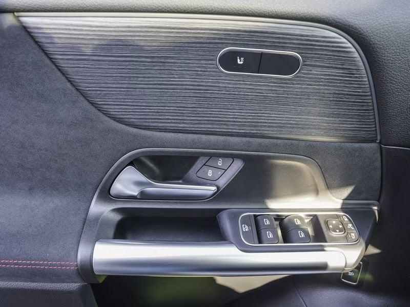 Mercedes-Benz GLA GLA 200 AMG Line Prem TETTO LED MBUX CAMERA