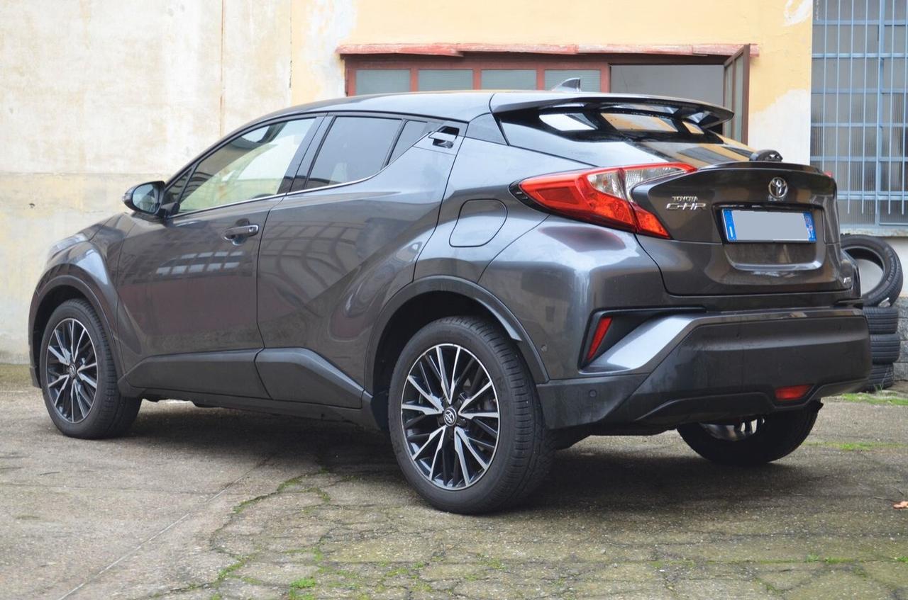 Toyota C-HR 1.8 Hybrid E-CVT Trend