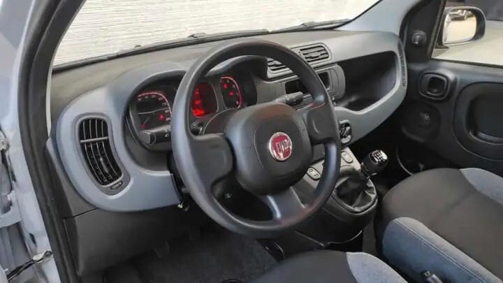 Fiat Panda 1.0 FireFly S&S Hybrid-NEOPATENTATI-UNIPROPRIETARIO-IVA ESPOSTA