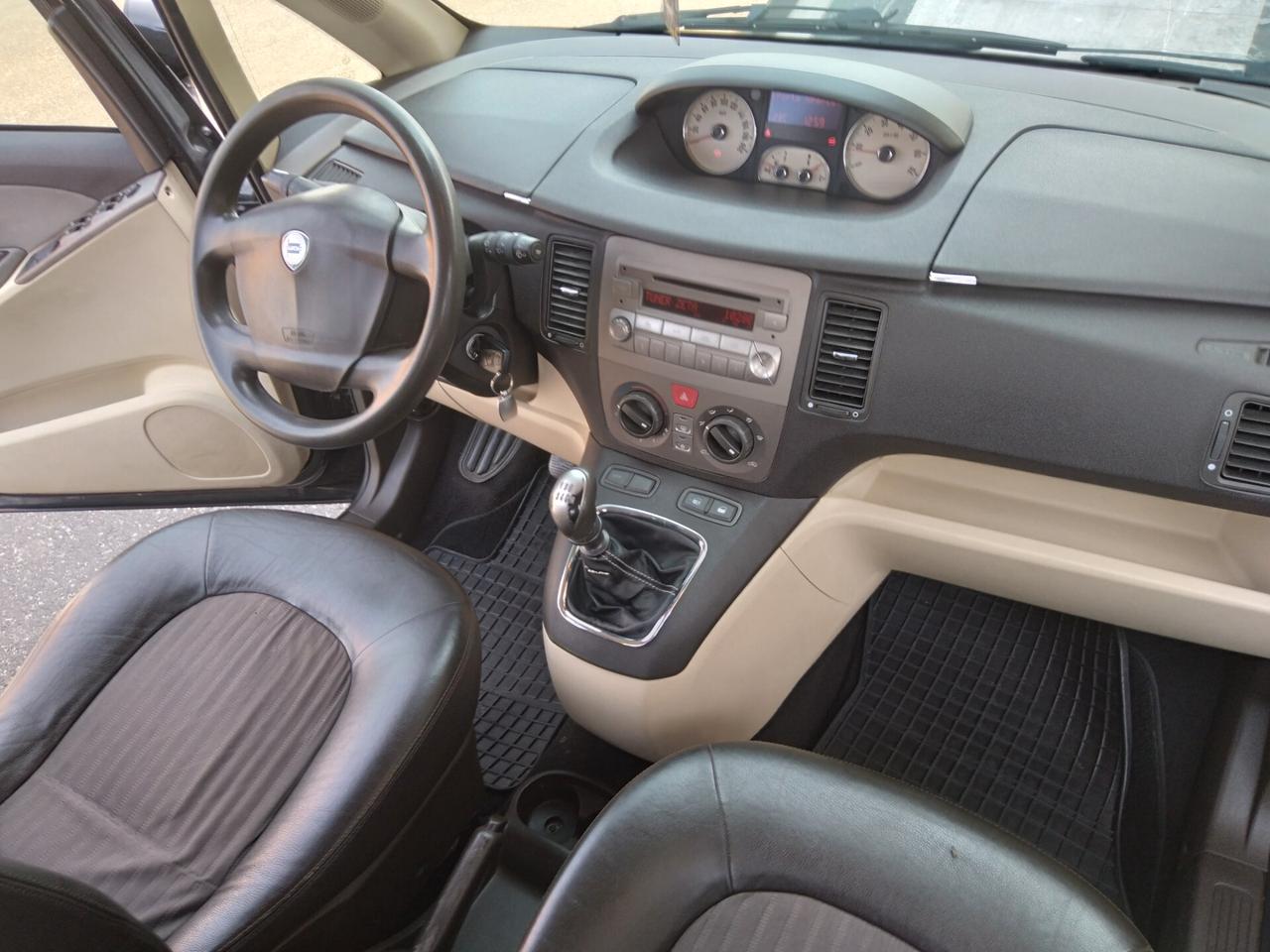 Lancia MUSA 1.4 16V 95cv Oro x neopatentati