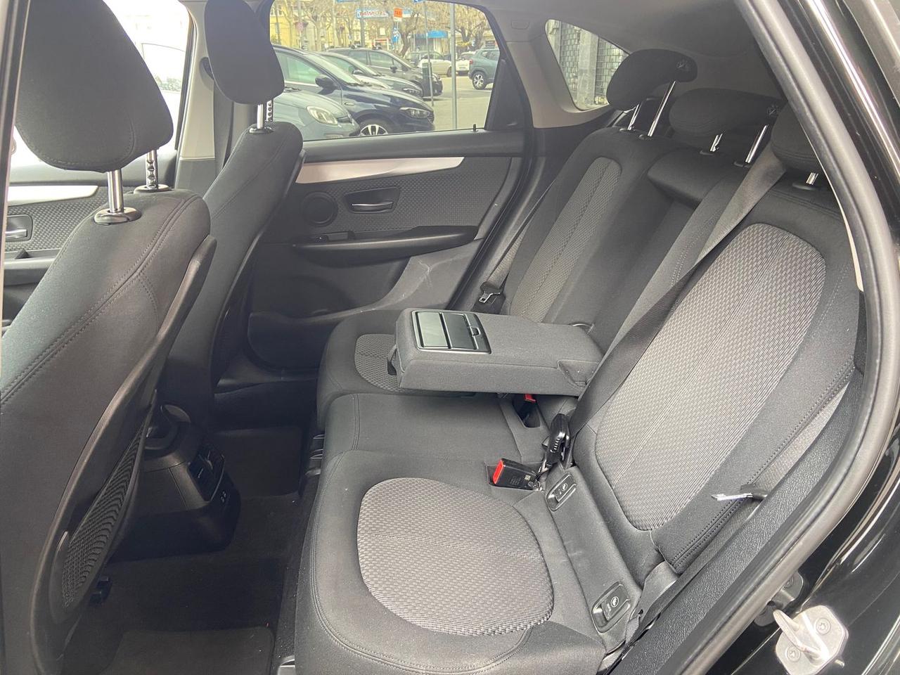 Bmw 2er Active Tourer Advantage 218 i #9822