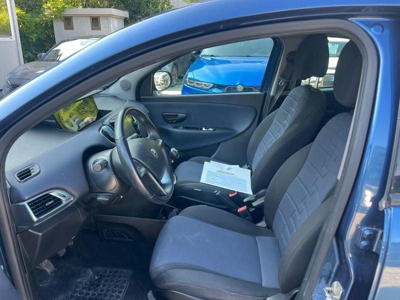 Lancia Ypsilon Ypsilon 1.0 FireFly 5 porte S&S Hybrid Gold Plus