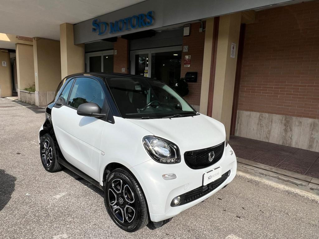 Smart fortwo coupe Fortwo 0.9 t Passion 90cv twinamic my18