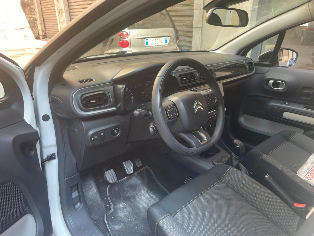 Citroen C3 PureTech 82 Live Edition