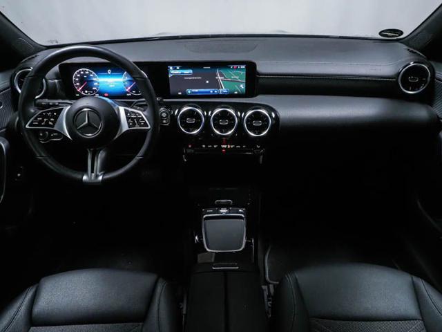 MERCEDES-BENZ CLA 180 Automatic Shooting Brake Progressive Advanced