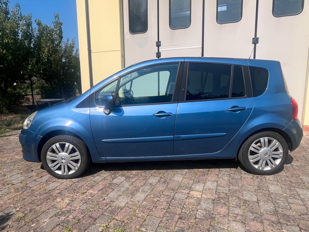 Renault Modus Grand Modus 1.2 16V Exclusive