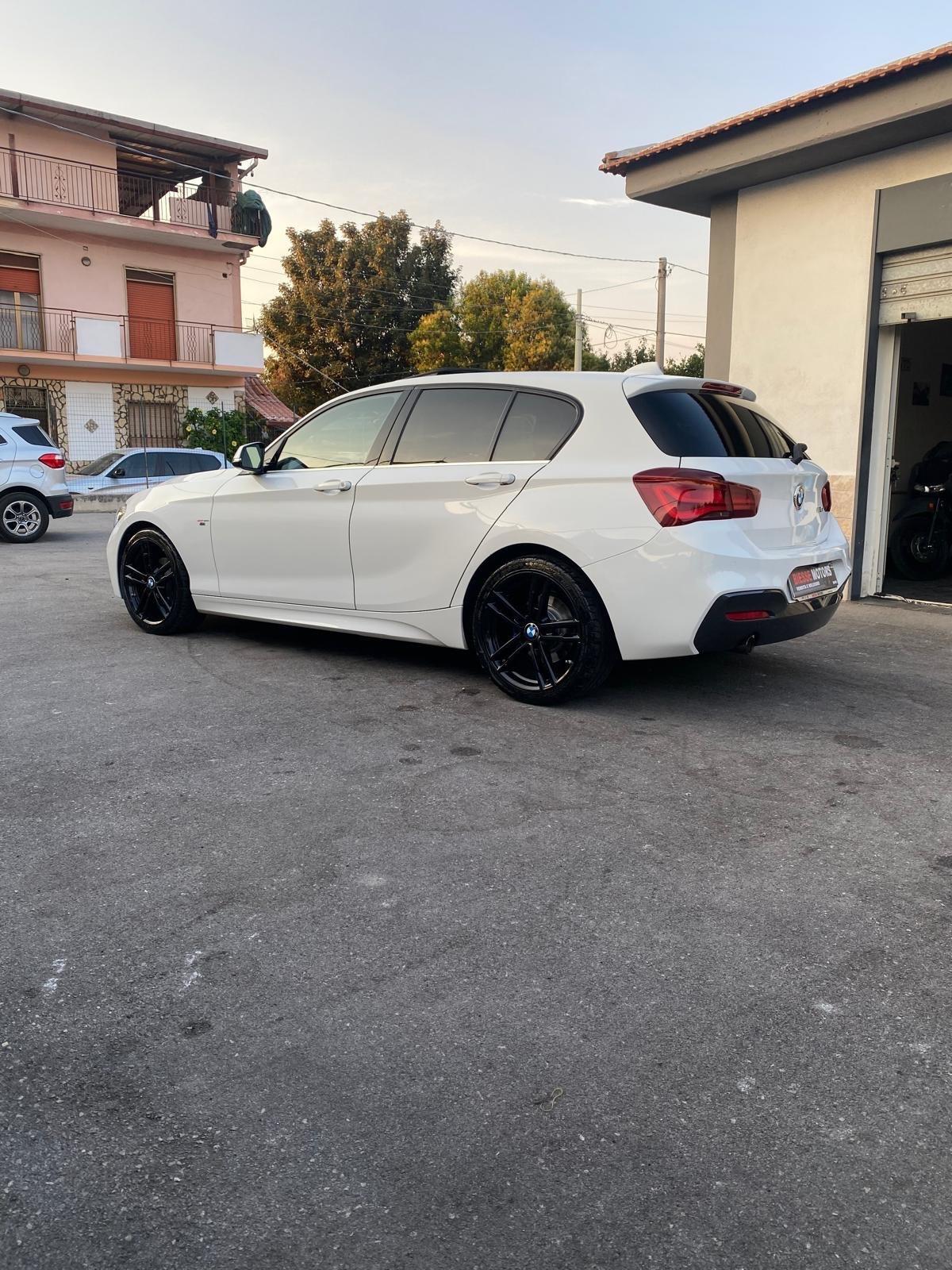 Bmw 118 118d 5p. Msport