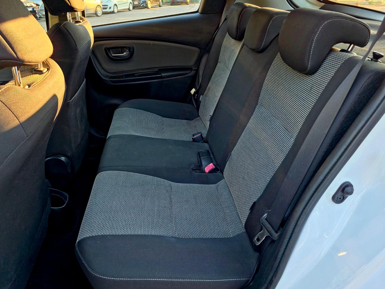 Toyota Yaris 1.5 Hybrid 5 porte Active 2016-E6B Automatico NEO
