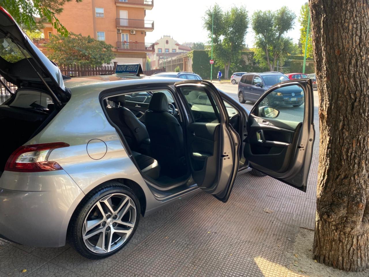 Peugeot 308 BlueHDi 150 S&S Allure