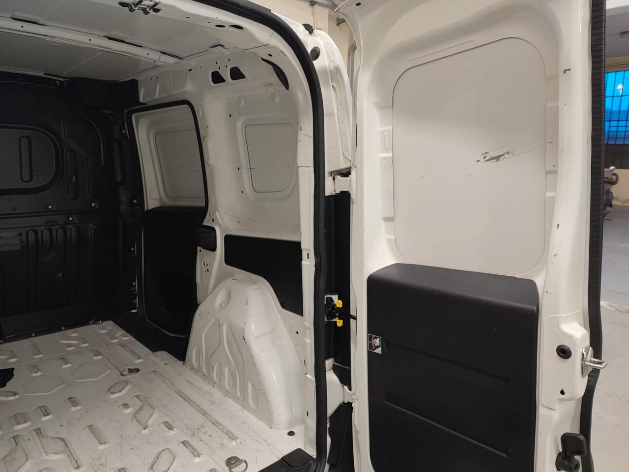 Fiat Doblo' 1.6 mjt Van 2 posti 105 cv