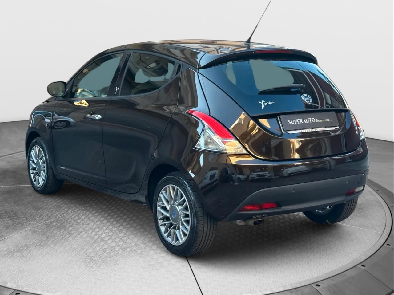 Lancia Ypsilon 1.2 69 CV 5 porte 90.000 KM