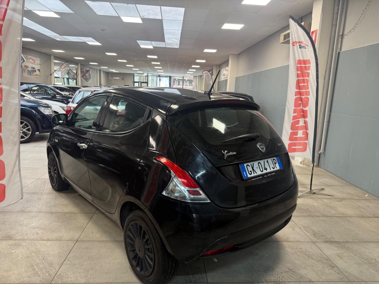 Lancia Ypsilon 1.0 FireFly Hybrid UnYca 69CV Ok Neopatentati