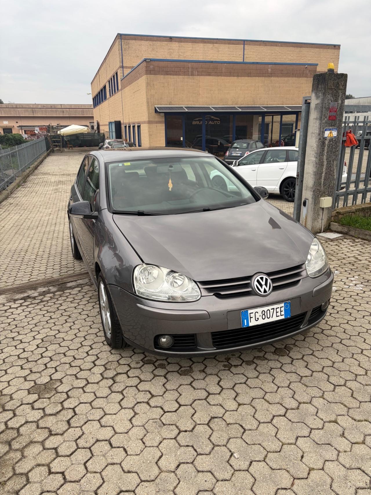 Volkswagen Golf 5 1.9 TDI 5p. Sportline