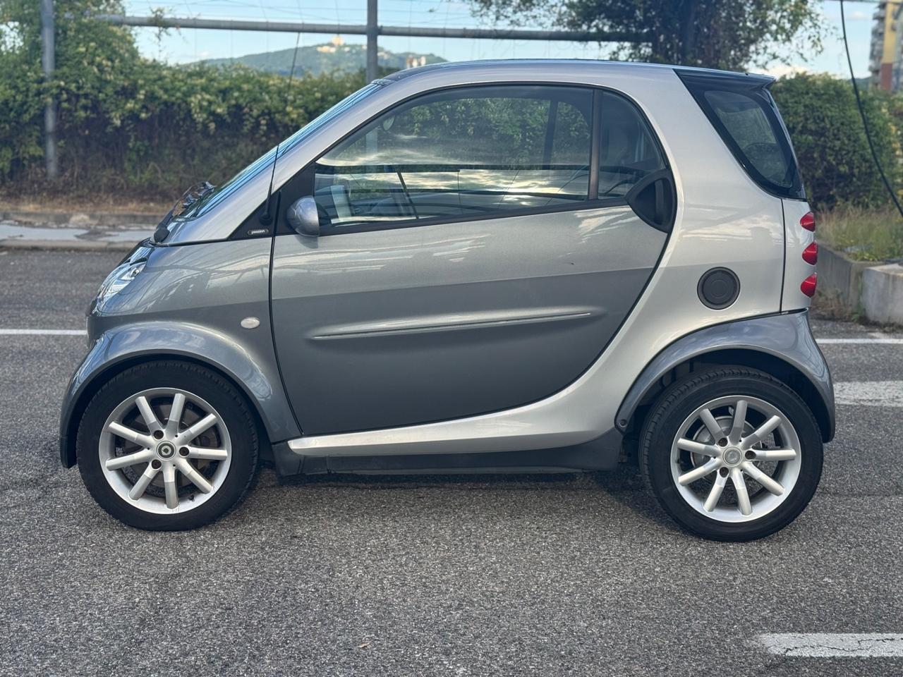 Smart ForTwo 700 coupé pure (45 kW)