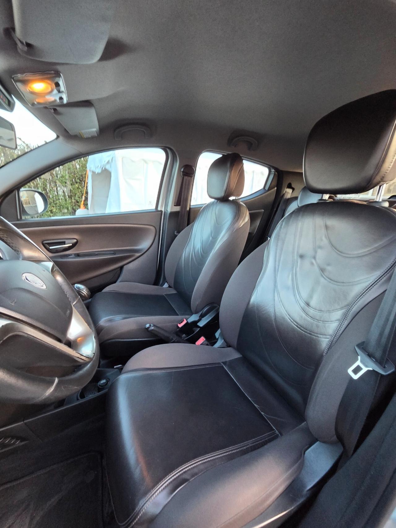 Lancia Ypsilon CV 5 porte S&S Platinum FINANZIABILE