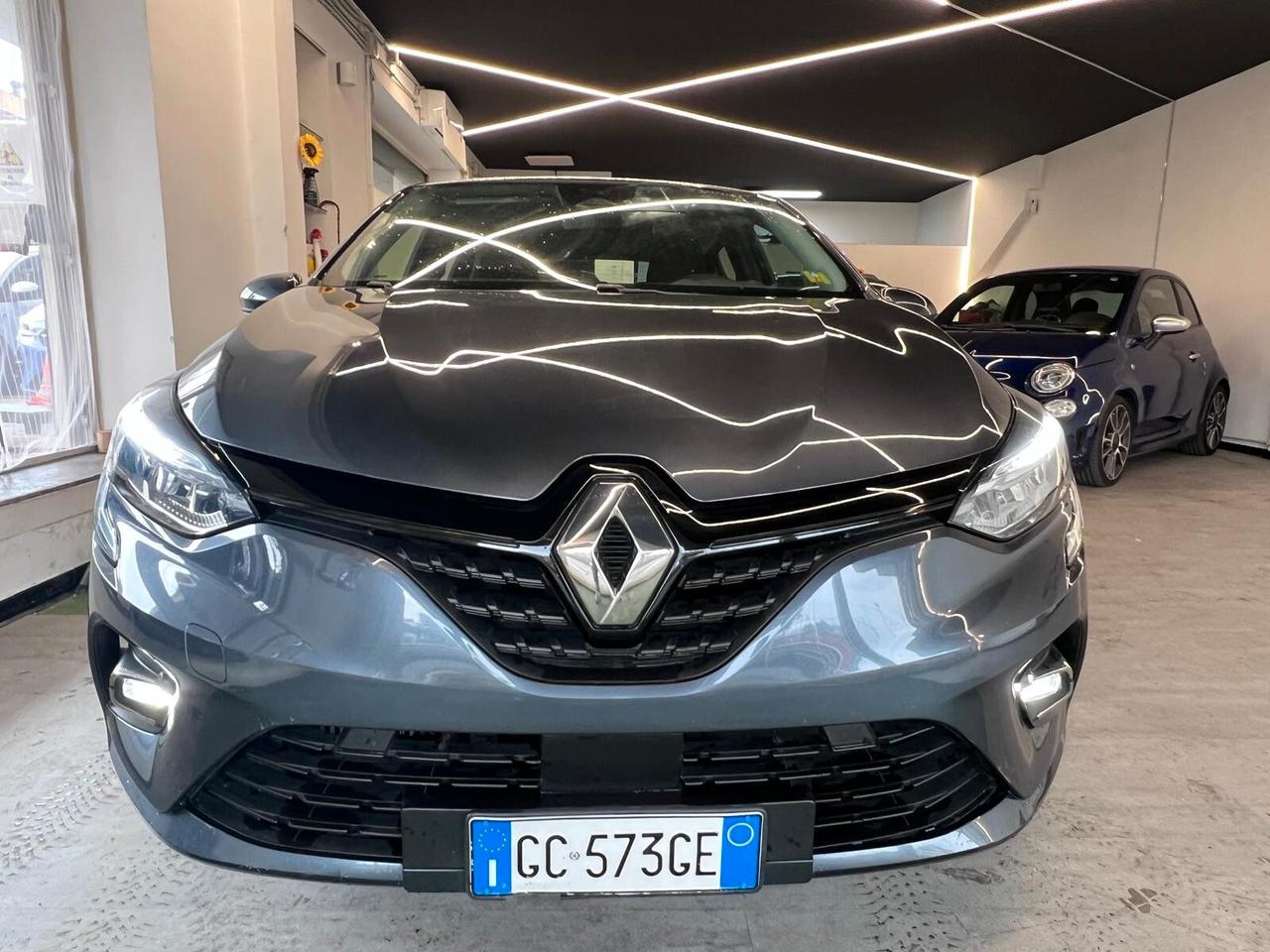 Renault Clio TCe 100CV UNIPRO AZIENDALE NAVI KM CERTIFICATI