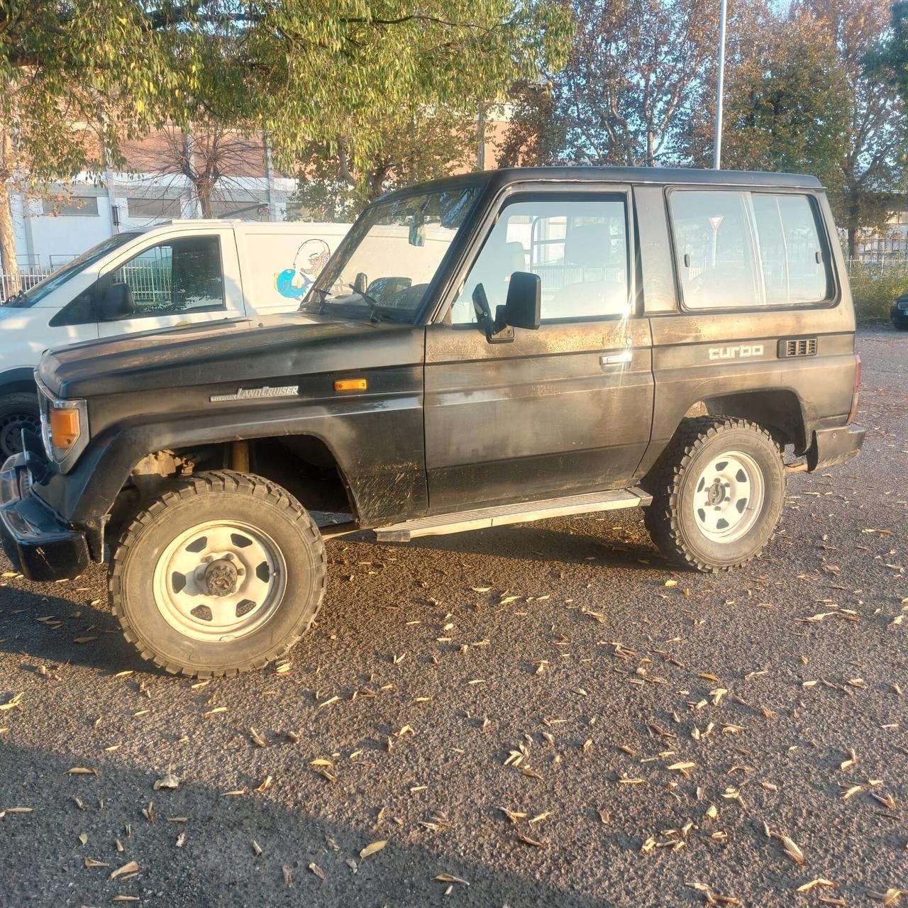 Toyota Land Cruiser II 2.4 turbodiesel SW LJ70 LX