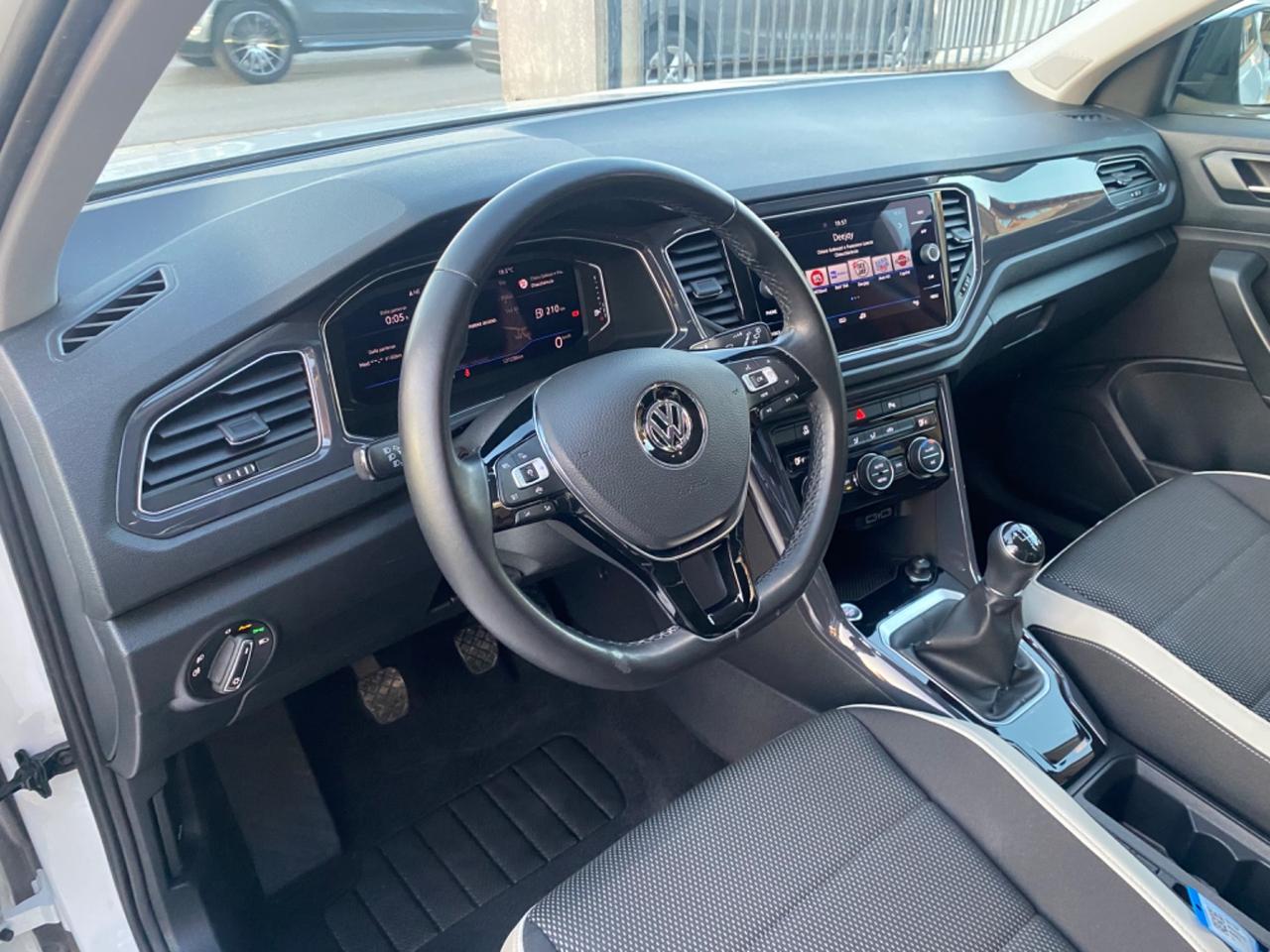 Volkswagen T-Roc 1.6 TDI SCR Advanced BlueMotion Technology