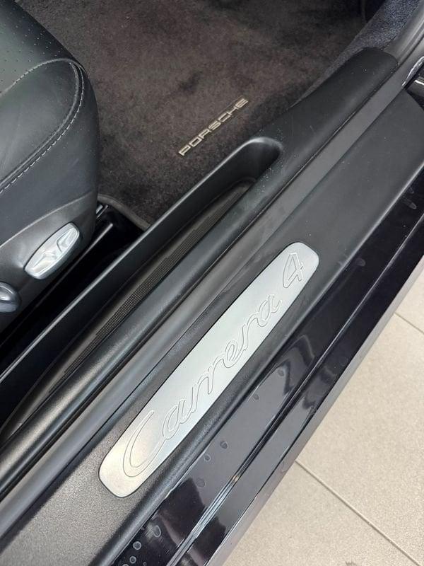 Porsche 911 911 3.6 Carrera 4