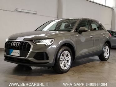 Audi Q3 45 TFSI e S tronic Business