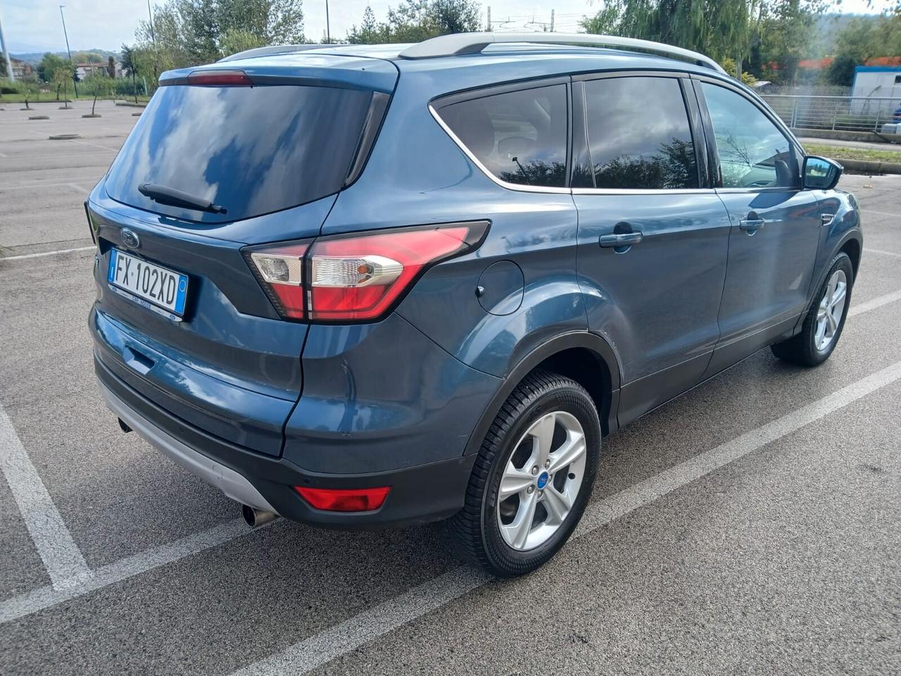 Ford Kuga 1.5 TDCI 120 CV S&S 2WD Business