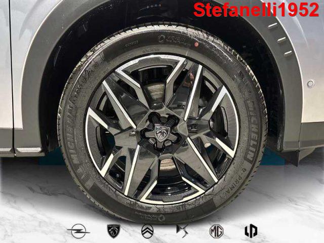 PEUGEOT 5008 1.2 hybrid GT 136cv e-dcs6