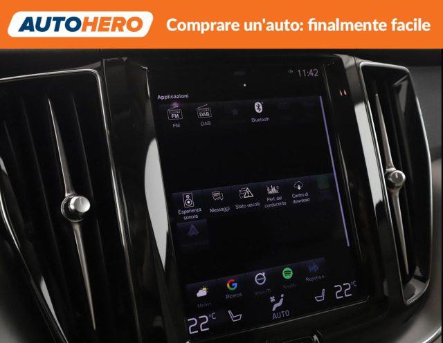 VOLVO XC60 B4 Geartronic Momentum Pro