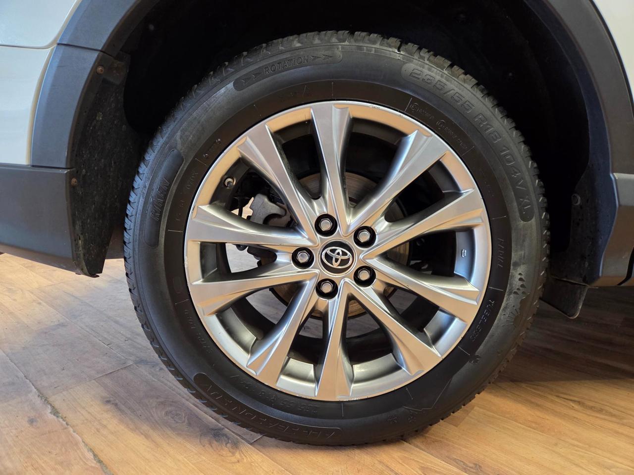 Toyota RAV4 5 Porte Rav4 2.0 d-4d Lounge 2wd mt