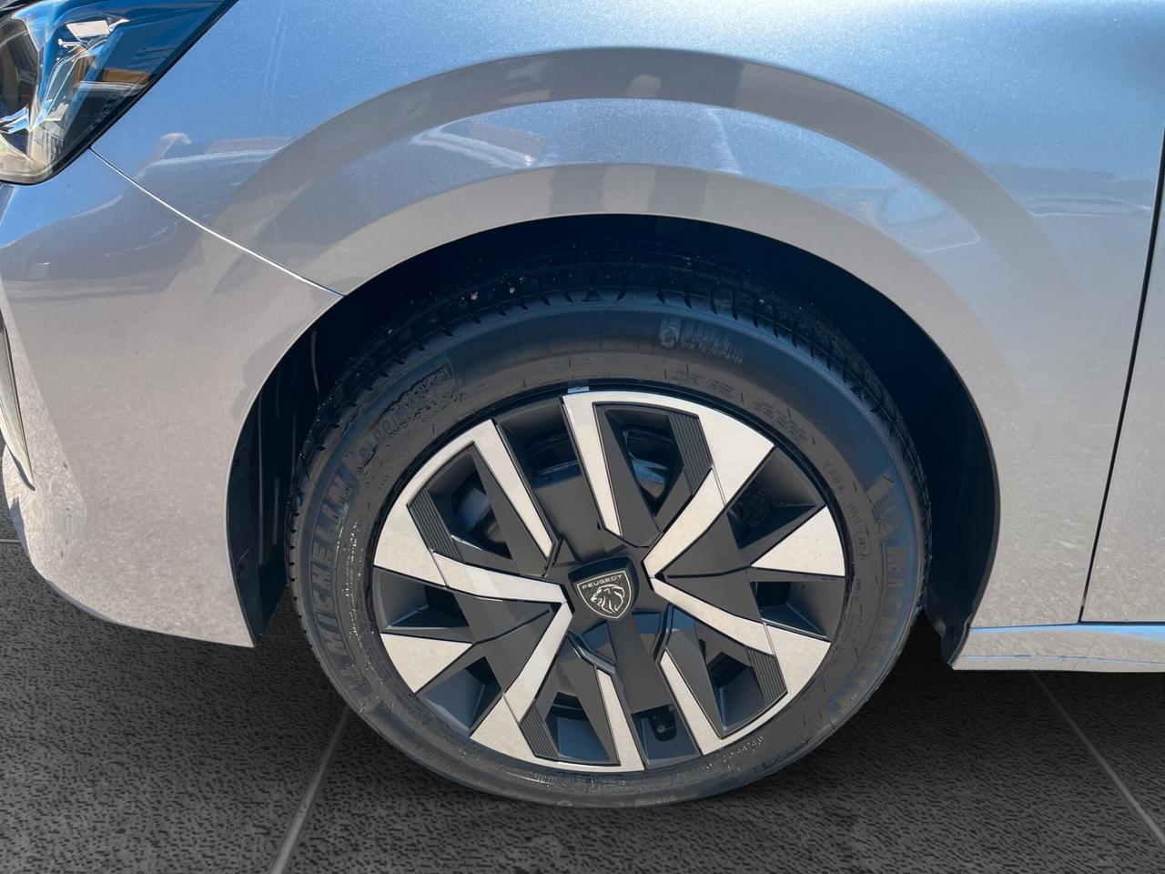 Peugeot 208 Hybrid 110 e-DCS6 Style