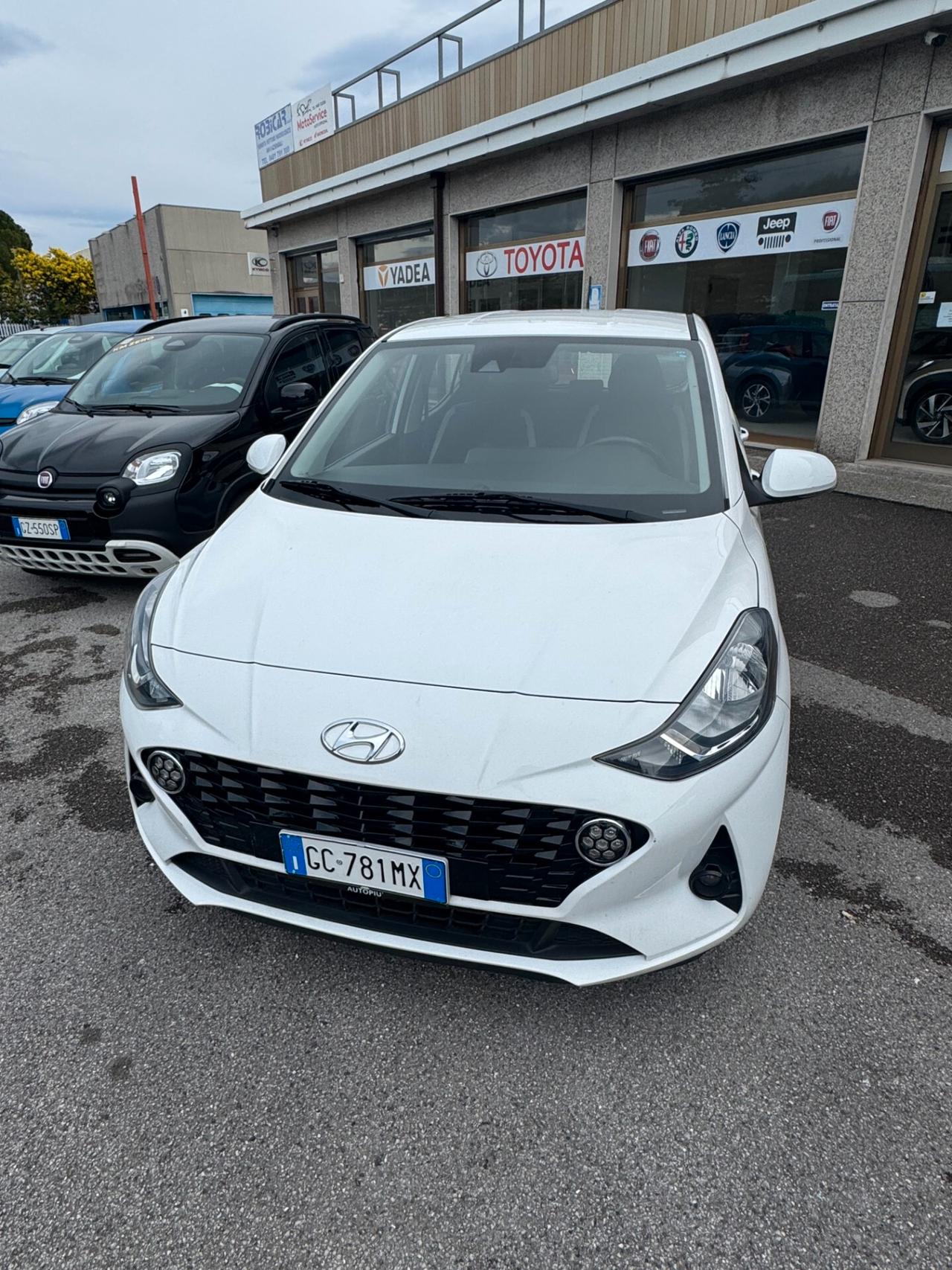 Hyundai i10 1.0 MPI Tech