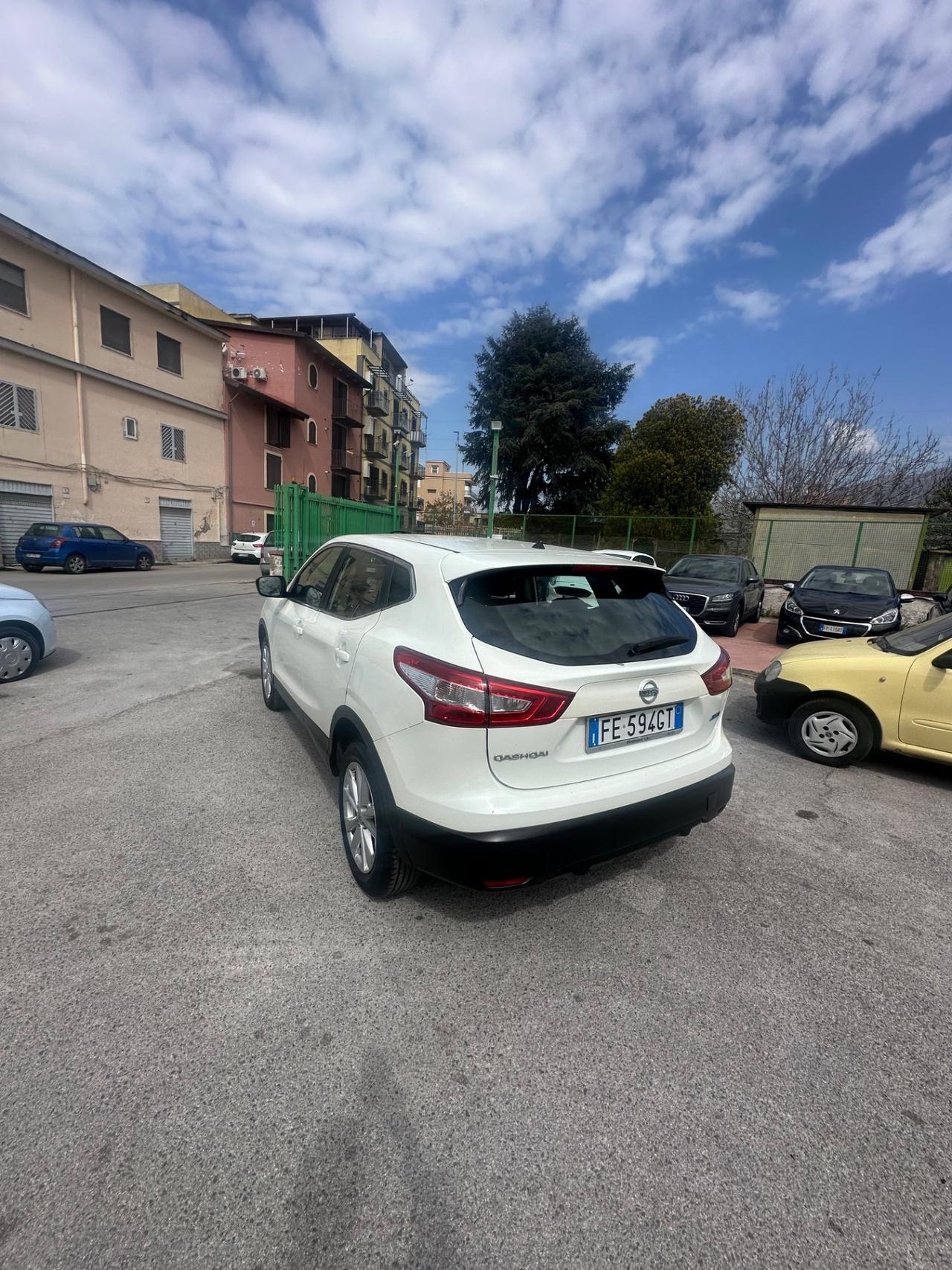 Nissan Qashqai 1.5 dCi Visia