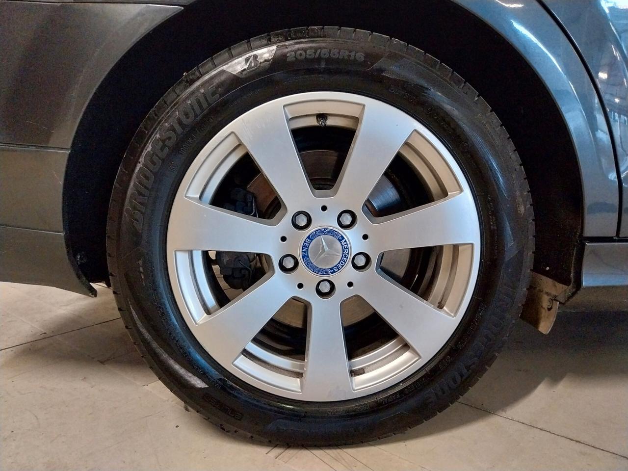 Mercedes-benz C 220 CDI Avantgarde AMG