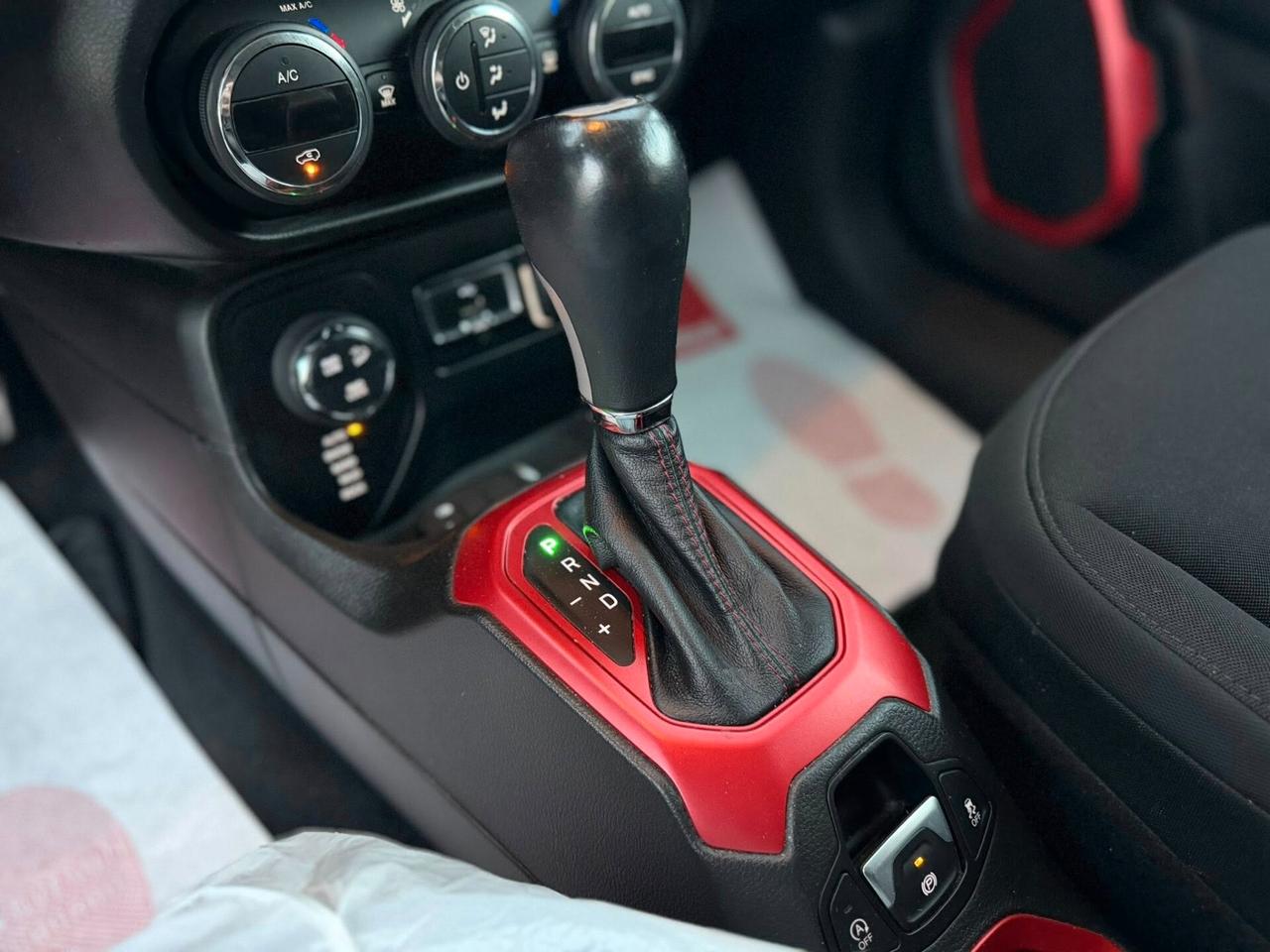 Jeep Renegade 2.0 mjt Trailhawk 4wd Aut 170cv