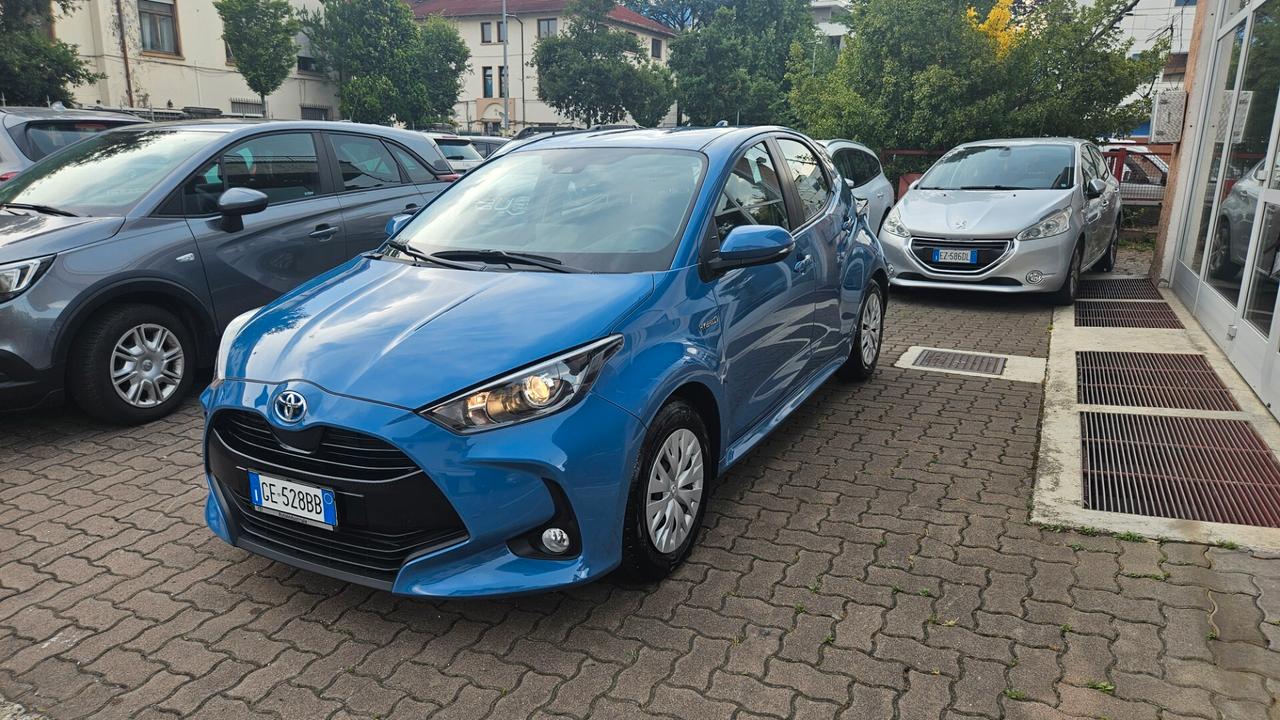 Toyota Yaris 1.5 HYBRID 5P Active CAMERA-CRUISE ADATT-CARPLAY