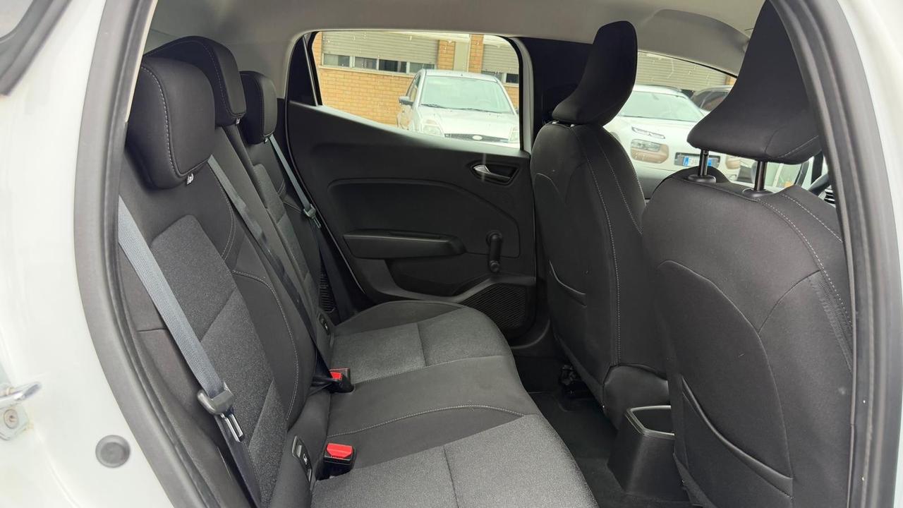 Renault Clio Full Hybrid E-Tech solo 62.000 KM