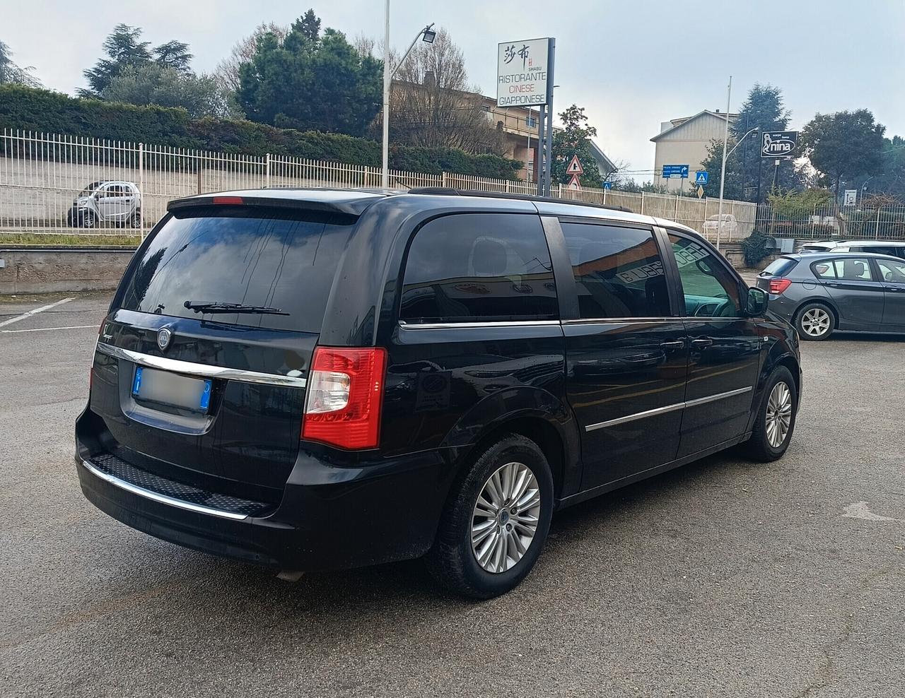 Lancia Voyager 2.8 Turbodiesel Platinum 163 CV