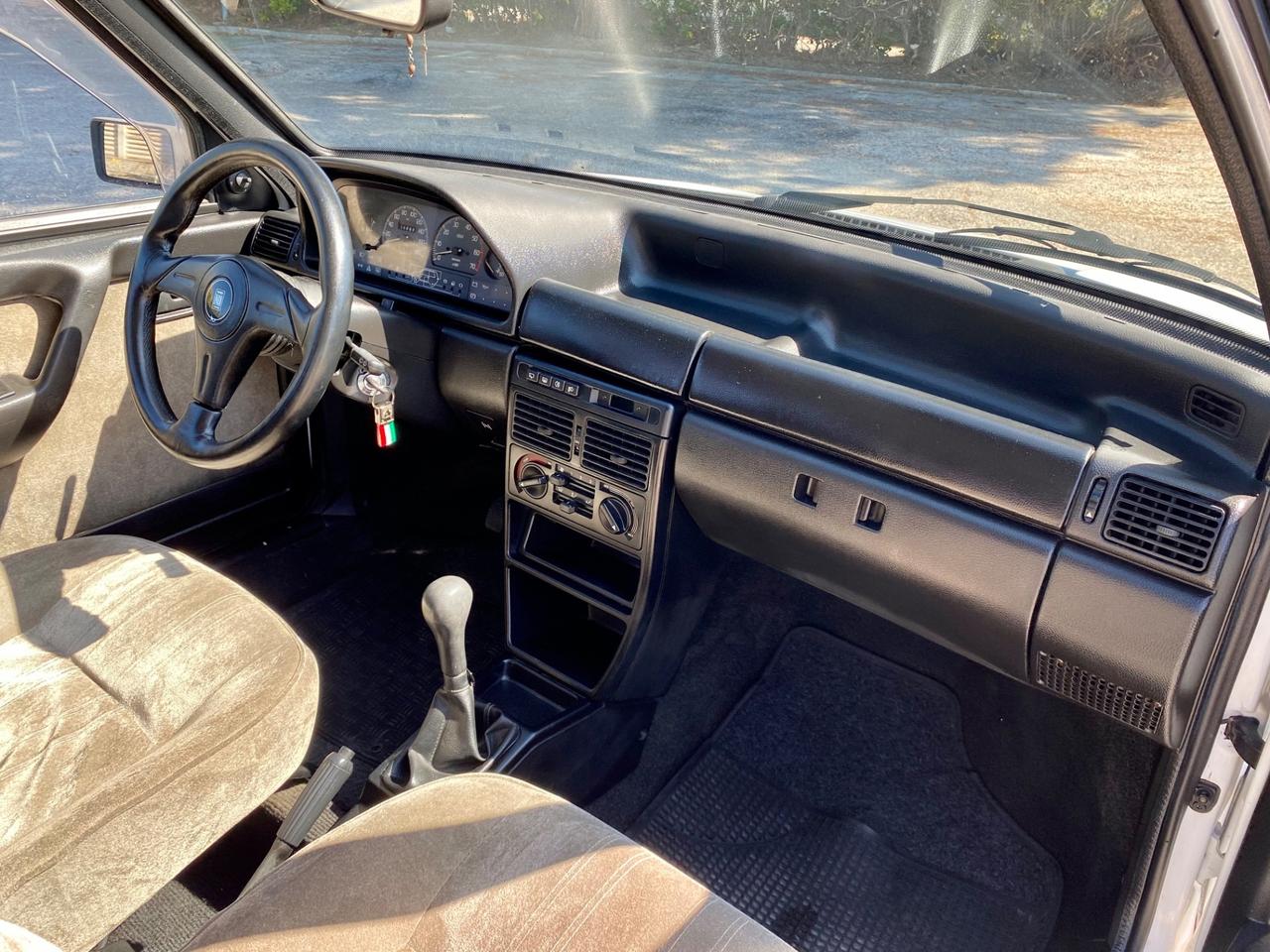 Fiat Uno 60 5 porte SX. SCIONERI
