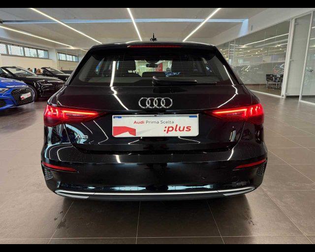 AUDI A3 SPB 30 g-tron S tronic Business Advanced