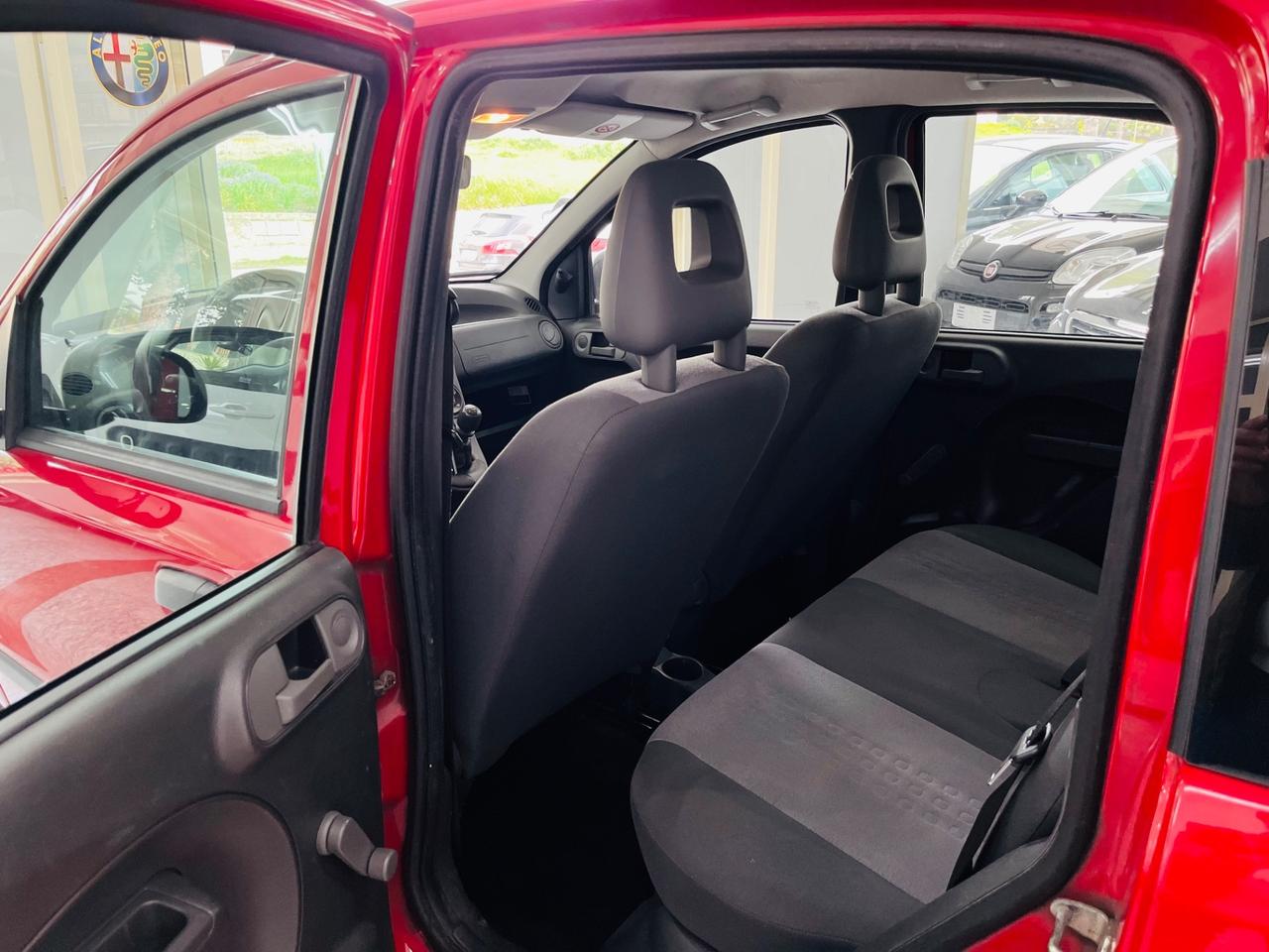 Fiat Panda 1.2cc benzina 69cv anno 2012