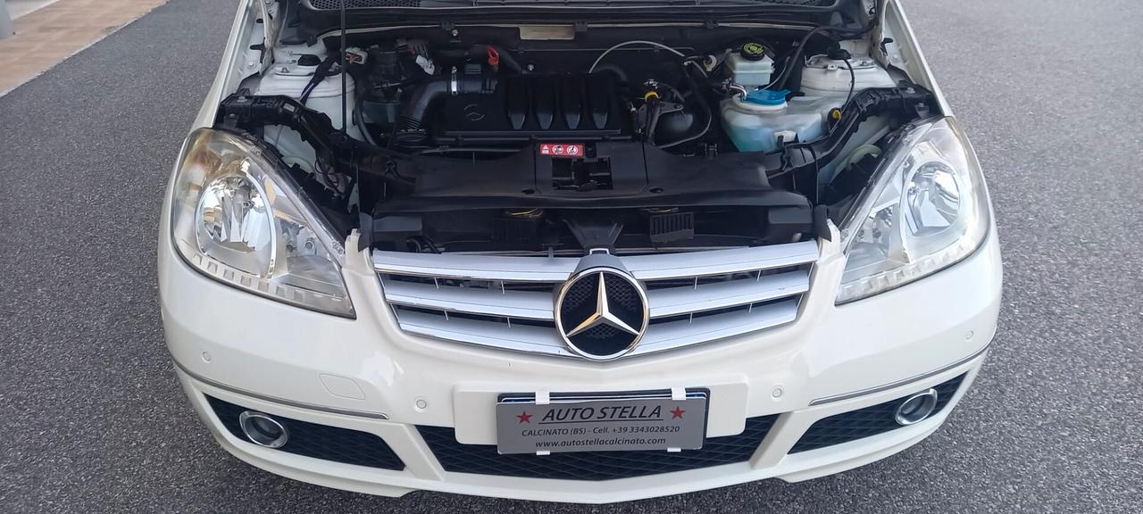 Mercedes-Benz Classe A 180 CDI All. Avantgarde Diesel cc. 1.9 CV. 109 Cambio Automatico 5 Porte 5 Posti Euro 5 Utilizzabile anche per i Neopatentati.