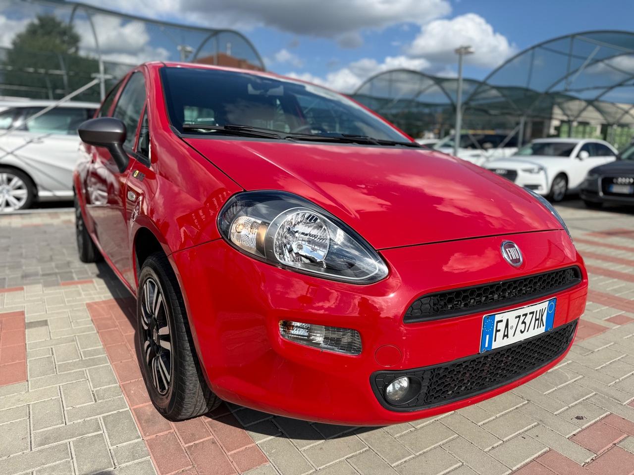 Fiat Punto 1.2 69CV 5P Young EURO 6*UNICO PROP
