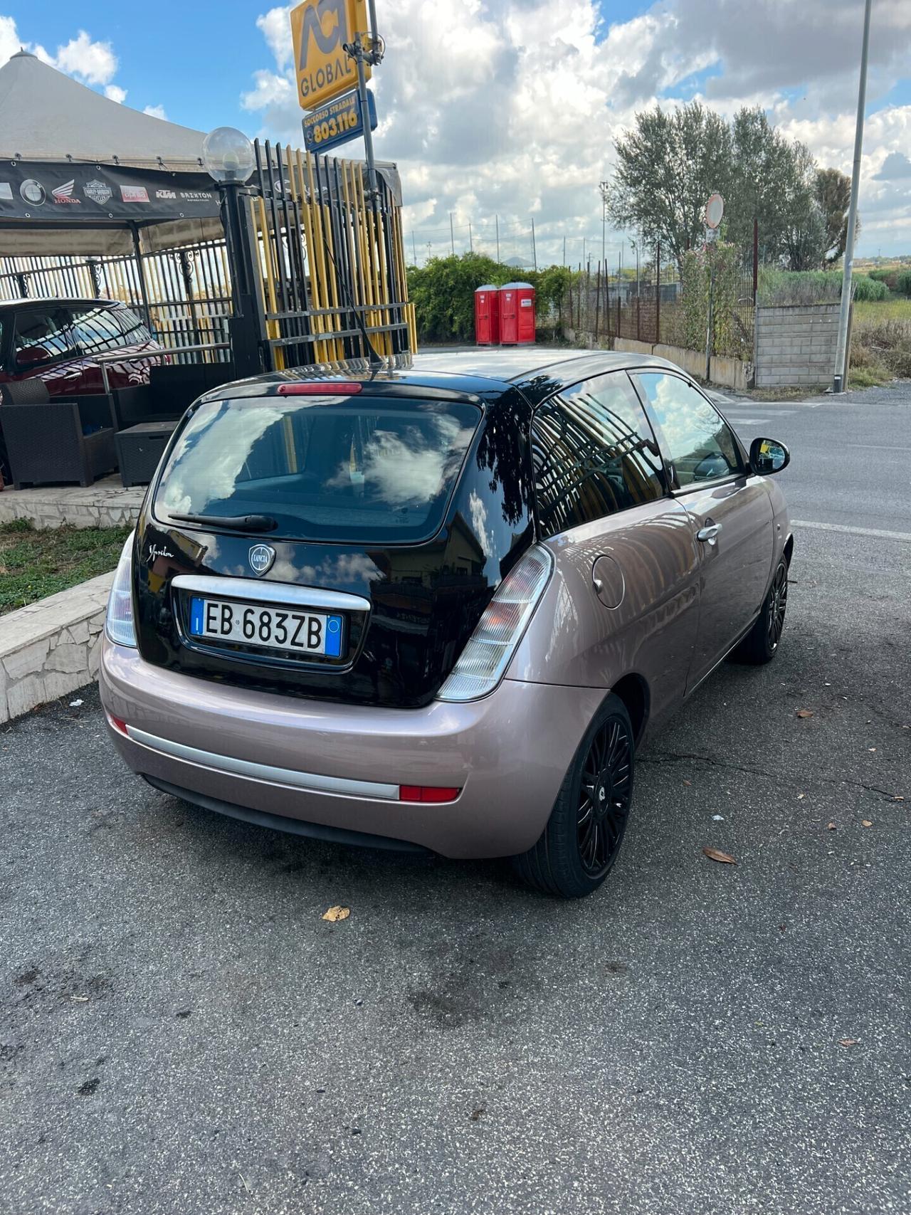 Lancia Ypsilon 1.2 GPL