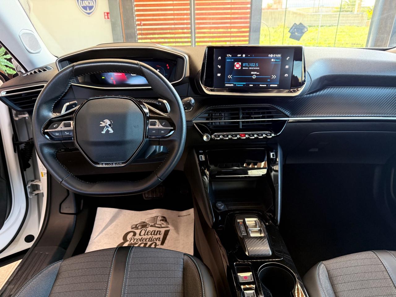 Peugeot 2008 BlueHDi 130 S&S EAT8 Allure Pack