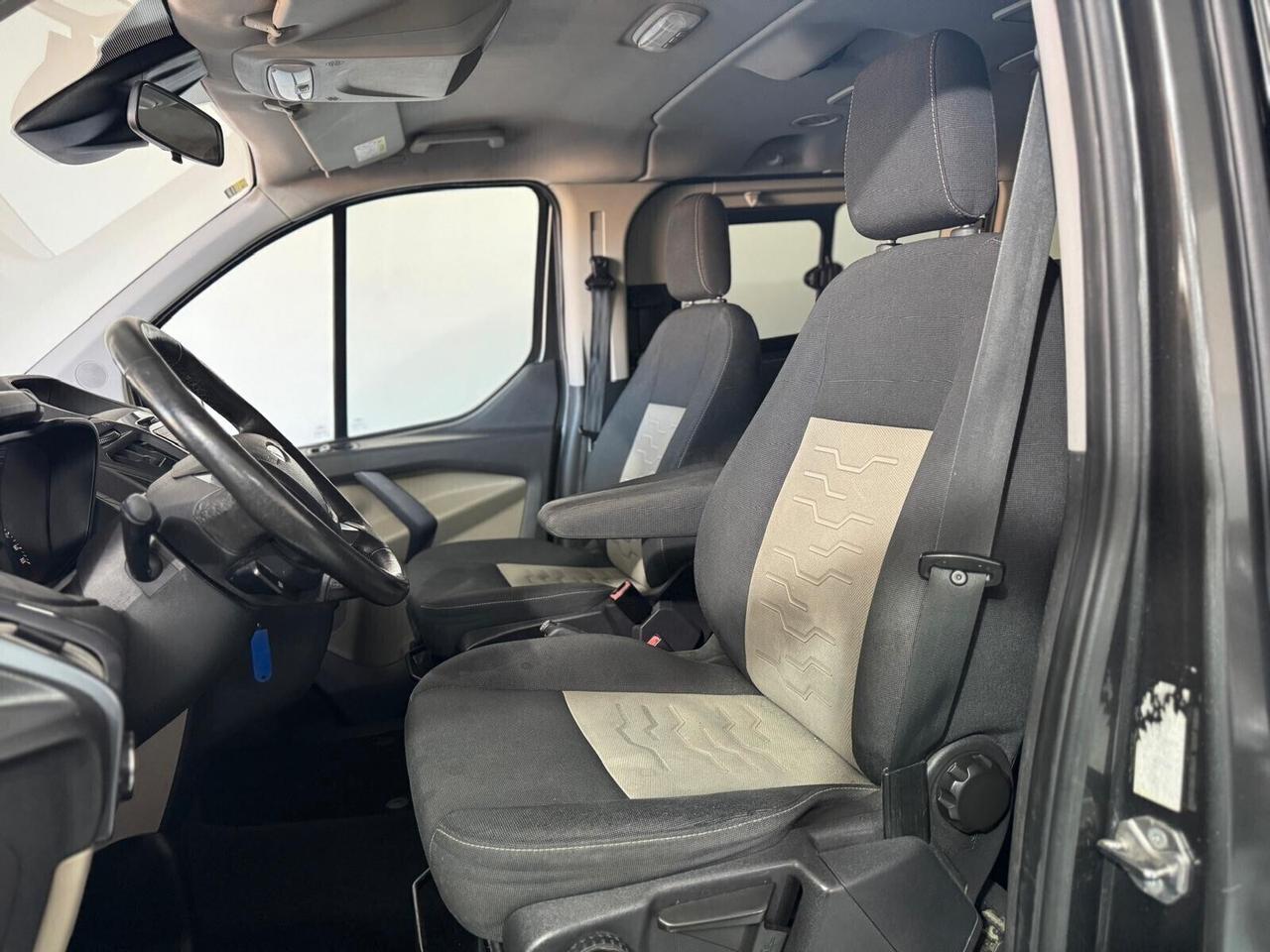 Ford Tourneo Custom Tourneo Custom 310 2.0 TDCi 170CV PC Titanium