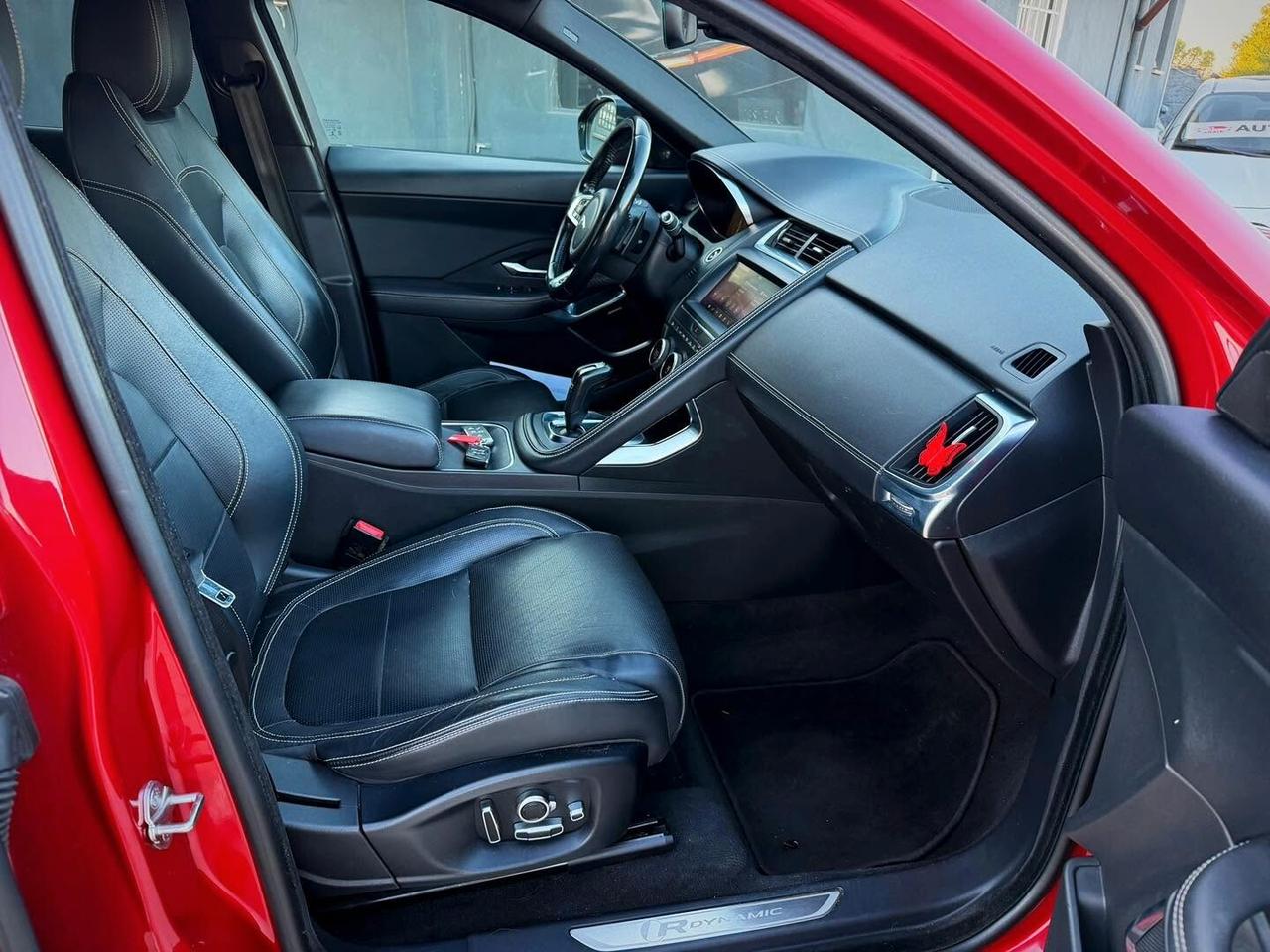 Jaguar E-Pace 2.0D 150 CV AWD aut. R-Dynamic HSE
