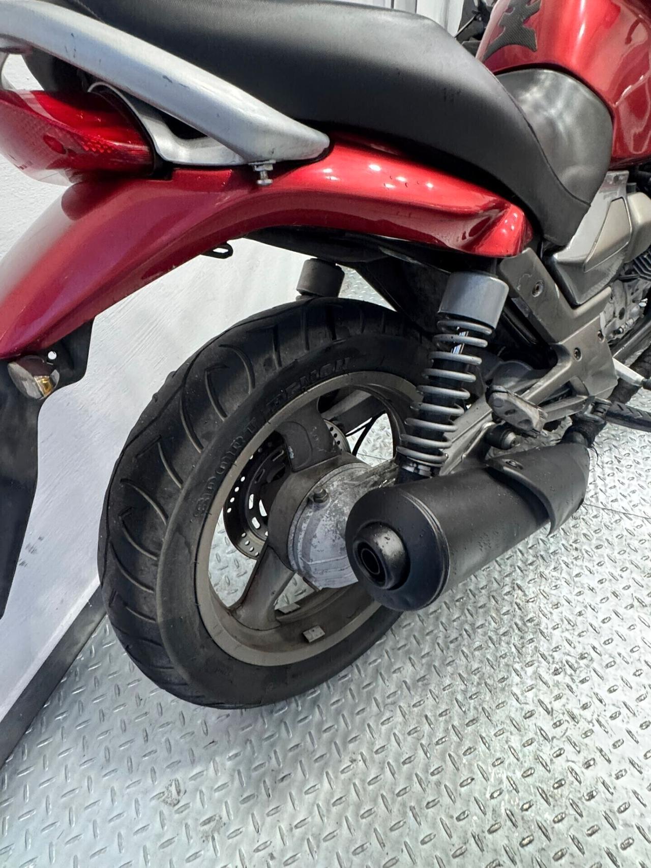 Moto Guzzi Breva 750