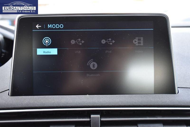 Peugeot 3008 BlueHDI 130 S&S Business